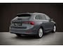 Skoda Octavia Combi 1.5 e-TSI Business Edition Plus | Stoelverwarming | Head-Up Display | Memory Seat | Keyless | Navigatie | Parkeersensoren | Cruise Control | Apple Carplay | Camera | Ambiance Verlichting |