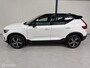 Volvo XC40 2.0 T4 AWD R-Design AUTOMAAT / CARPLAY