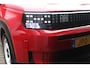 Fiat Grande Panda RED 113PK 11 kW 44 kWh | 3-FASE | APPLE CARPLAY/ANDROID AUTO | CRUISE CONTROL | AIRCO | PARKEERSENSOREN ACHTER | LED KOPLAMPEN | SPORTIEVE VELGEN 16" | DAB+ RADIO | DIGITAAL DASHBOARD | ELEKTRISCHE RAMEN VOOR / ACHTER |