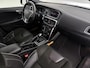 Volvo V40 2.0 T4 190pk Business Sport | Navi | Camera | Trekhaak | Stoelverw.