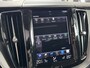 Volvo XC60 2.0 T8 Twin Engine AWD Inscription Luchtvering B&W Pano Trekhaak Pilot Assist