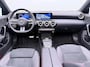 Mercedes-Benz CLA 250 e AMG Nightpakket | Panoramadak | Trekhaak | Sfeerverlichting | CarPlay | Keyless Go | Stoelverwarming | Inclusief 24 maanden Mercedes-Benz Certified garantie voor Europa.