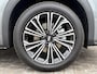 Geely Starray EM-i 1.5 Max+ / Binnenkort beschikbaar / 29,8 kWh / 136km WLTP / max 1055km Actieradius / PHEV / Plug-in / Fabrieksgarantie tot 07-2034 / Stoelverwarming voor en achter / Stoelmassage / Schuif-kantel dak / Stoelventilatie / Stuurverwarming / Elektrisch verstelbare stoelen / Elektrische achterklep / Adaptieve cruise control / Apple Carplay/Android Auto / Navigatie /