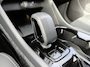 Volvo XC40 B4 211PK Plus Dark | 360 | H&K | Trekhaak | Schuif/kantel dak | Nubuck | 20" | Memory | Stoel/stuurverwarmd |