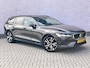 Volvo V60 2.0 B4 Core | Trekhaak | Achteruitrijcamera | Parkeersensoren | Keyless Entry | Elektrische Achterklep | Stoelverwarming voor en achter | Lichtmetalen Velgen 18 inch | Navigatie | Apple Carplay | Android Auto