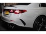 Mercedes-Benz E-klasse 300 e AMG 53 Look / Head Up / Luchtvering / Burmester 4D / HYPERSCREEN / Acc / Memory / Open Pano / 20 Inch