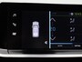 Peugeot e-2008 EV Active Pack 50 kWh | Parkeersensoren | Climate control | Apple Carplay/Android Auto