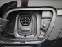 Peugeot e-2008 EV Active Pack 50 kWh | Parkeersensoren | Climate control | Apple Carplay/Android Auto