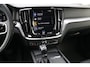 Volvo V60 2.0 T5 Momentum | CARPLAY | CLIMA | CRUISE | CAMERA | TREKHAAK | LEDER | ZEER MOOIE DEALER ONDERHOUDEN AUTO |