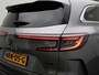 Renault Espace E-Tech full hybrid 200 iconic 7p. | Trekhaak | Adaptive Cruise Control | Blind Spot Warning | Climate Control | Elektrische Achterklep | Elektrisch Verstelbare Voorstoelen met Massagefunctie | Around View Camera | Stoel- Stuur- en Voorruitverwarming | Trekhaak |