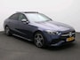Mercedes-Benz C-klasse 300 e AMG Nightpakket | Panoramadak | Trekhaak | Alarm | Sfeerverlichting | Memory | CarPlay | Dode Hoek Ass | Inclusief 24 maanden Mercedes-Benz Certified garantie voor Europa.