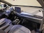 Volkswagen ID.4 Pro Limited Edition 77 kWh / 286pk / Achteruitrij camera / Dodehoek assistent / Stoelverwarming /