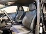 Volkswagen ID.4 Pro Limited Edition 77 kWh / 286pk / Achteruitrij camera / Dodehoek assistent / Stoelverwarming /