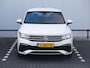 Volkswagen Tiguan 1.5 TSI R-Line Business+ 150pk DSG | Dealer onderhouden | Trekhaak | Camera | LED Matrix | Cruise control | Climate control | Elektrische achterklep |