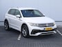 Volkswagen Tiguan 1.5 TSI R-Line Business+ 150pk DSG | Dealer onderhouden | Trekhaak | Camera | LED Matrix | Cruise control | Climate control | Elektrische achterklep |
