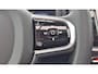 Volvo XC60 2.0 T6 Phev AWD Plus Dark 19” Wielen - Panoramadak - Lighting – Harman Kardon Audio - 360 Cam - Alarm - Climate - Privacy Glass – 2250 KG Trekgewicht - RA000 Interieur Zwart Leder – Power seats met memory - Full led koplampen