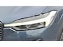 Volvo XC60 2.0 T6 Phev AWD Plus Dark 19” Wielen - Panoramadak - Lighting – Harman Kardon Audio - 360 Cam - Alarm - Climate - Privacy Glass – 2250 KG Trekgewicht - RA000 Interieur Zwart Leder – Power seats met memory - Full led koplampen