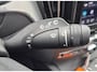 Volvo XC60 2.0 T6 Phev AWD Plus Dark 19” Wielen - Panoramadak - Lighting – Harman Kardon Audio - 360 Cam - Alarm - Climate - Privacy Glass – 2250 KG Trekgewicht - RA000 Interieur Zwart Leder – Power seats met memory - Full led koplampen