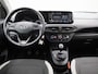 Hyundai i10 1.0 Comfort | Apple Carplay & Android Auto | DAB-Radio | Automatische Verlichting | Airconditioning | Cruise Control | Lane Assist | Multifunctioneel Stuurwiel | Lederen Stuurwiel & Versnellingspook