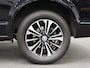 Volkswagen Transporter 2.0 150PK L2H1 Highline Dubbele Cabine 6p Automaat Airco  Navigatie Parkeersensoren Camera Trekhaak Carplay