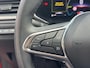 Renault Captur 1.6 E-Tech Plug-in Hybrid 160 Intens | 98% Soh | Navi Groot | Stoelverwarming | Achteruitrijcamera | Climate Control | Key-less | Lichtemetaal |