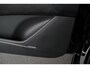 Kia Niro EV ExecutiveLine 64.8 kWh Navigatie Half Leder Schuif-kantel dak Elektrische bedienbare achterklep DAB Led Camera