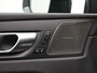 Volvo XC60 T6 PLUG-IN HYBRID ULTRA DARK LUCHTVERING HARMAN KARDON TREKHAAK 360GR CAM