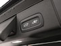 Volvo XC60 T6 PLUG-IN HYBRID ULTRA DARK LUCHTVERING HARMAN KARDON TREKHAAK 360GR CAM