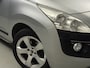 Peugeot 3008 1.6 VTi Première *glasdak*