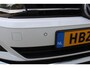Volkswagen Polo 1.0 TSI Highline Business | Incl. 12 maanden Garantie | Stoelverwarming | Achteruitrijcamera | Adaptive cruise controle | Parkeersensoren V+A | Apple CarPlay/Android Auto | Navigatie via CarPlay | 15 Inch LMV | Climate controle | Keyless Entry/start | LED Koplampen | Elektrische ramen V/A |