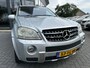 Mercedes-Benz ML-klasse AMG 63 | Automaat | Luchtvering | Schuif/kantel dak | Harman&Kardon | Stoelverwarming |Recent onderhouden