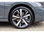 Volkswagen Golf 1.5 eHybrid 204pk Life Edition | SoH 100% | Zwenkbare Trekhaak | 18 inch LMV | Dodehoeksensoren |
