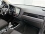 Mitsubishi Outlander 2.4 PHEV Pure | Eerste eigenaar | Apple Carplay/Android Auto | Cruise | kunstlederen Bekleding | stoelverwarming |