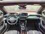 Peugeot 2008 1.2 PureTech GT-Line 130pk | Navigatie | Getint Glas | L.M. | Camera | | Achterbank in delen neerklapbaar | Achteruitrijcamera | Airco (automatisch)