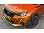 Peugeot 2008 1.2 PureTech GT-Line 130pk | Navigatie | Getint Glas | L.M. | Camera | | Achterbank in delen neerklapbaar | Achteruitrijcamera | Airco (automatisch)