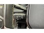 Peugeot 2008 1.2 PureTech GT-Line 130pk | Navigatie | Getint Glas | L.M. | Camera | | Achterbank in delen neerklapbaar | Achteruitrijcamera | Airco (automatisch)