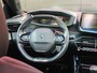 Peugeot 2008 1.2 PureTech GT-Line 130pk | Navigatie | Getint Glas | L.M. | Camera | | Achterbank in delen neerklapbaar | Achteruitrijcamera | Airco (automatisch)