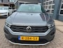 Volkswagen T-Roc 1.5 TSI Sport Business R-Line / Pano / ACC / Led / IQ Drive / Camera / Trekhaak .