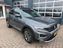 Volkswagen T-Roc 1.5 TSI Sport Business R-Line / Pano / ACC / Led / IQ Drive / Camera / Trekhaak .