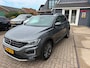 Volkswagen T-Roc 1.5 TSI Sport Business R-Line / Pano / ACC / Led / IQ Drive / Camera / Trekhaak .
