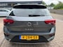 Volkswagen T-Roc 1.5 TSI Sport Business R-Line / Pano / ACC / Led / IQ Drive / Camera / Trekhaak .