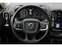 Volvo XC40 T4 AWD Momentum Pro | parkeersensor voor + achter | Parkeer camera | Verwarmde voorstoelen | Verwarmde voorruit | Volvo On Call | Noodreservewiel | Regensensor | Cruisecontrol |
