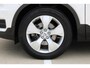 Volvo XC40 T4 AWD Momentum Pro | parkeersensor voor + achter | Parkeer camera | Verwarmde voorstoelen | Verwarmde voorruit | Volvo On Call | Noodreservewiel | Regensensor | Cruisecontrol |