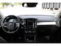 Volvo XC40 T4 AWD Momentum Pro | parkeersensor voor + achter | Parkeer camera | Verwarmde voorstoelen | Verwarmde voorruit | Volvo On Call | Noodreservewiel | Regensensor | Cruisecontrol |