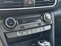 Hyundai Kona 1.6 GDI HEV Premium / Dealeronderhouden / Lederen Bekleding / Stoel verwarming en Verkoeling / Navigatie /