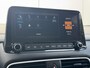 Hyundai Kona 1.6 GDI HEV Premium / Dealeronderhouden / Lederen Bekleding / Stoel verwarming en Verkoeling / Navigatie /