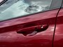 Hyundai Kona 1.6 GDI HEV Premium / Dealeronderhouden / Lederen Bekleding / Stoel verwarming en Verkoeling / Navigatie /