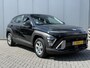 Hyundai Kona 1.6 GDI HEV Comfort / 1e eig / NL auto / Navigatie / Climate control / Adapt. cruise control / Trekhaak / All season banden /
