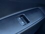 Hyundai i10 1.0 Comfort / Navigatie / Achteruitrijcamera / Parkeersensoren Achter / Airco / Cruise Control / Snel Leverbaar! /