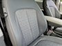 Hyundai Ioniq 5 Connect 77.4 kWh / SOH 100% / Fabrieksgarantie tot 03-2028 / Dealer onderhouden / CCS snelladen / Warmtepomp / Trekgewicht 1600 kg / WLTP bereik 507 km bereik stad 507 km / Stuur- Stoel & Achterbank verwarming / Achteruitrijcamera / Elektrische achterklep / Apple Carplay Android Auto /